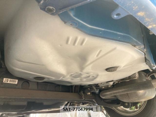Toyota VITZ 2010-08 8528054-7