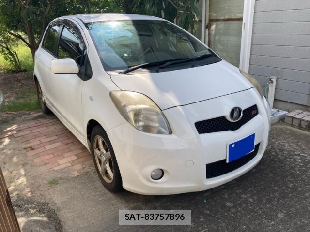 Toyota VITZ 2005-10 8528052-0