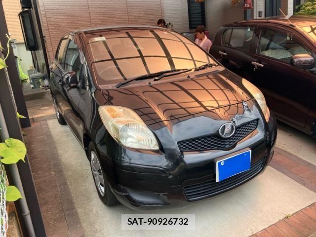 Toyota VITZ 2009-10 8528062-1