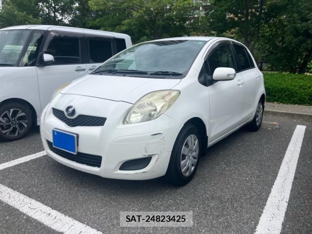 Toyota VITZ 2009-10 8528055-0