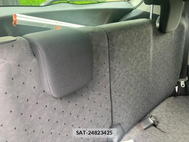 Toyota VITZ 2009-10 8528055-13