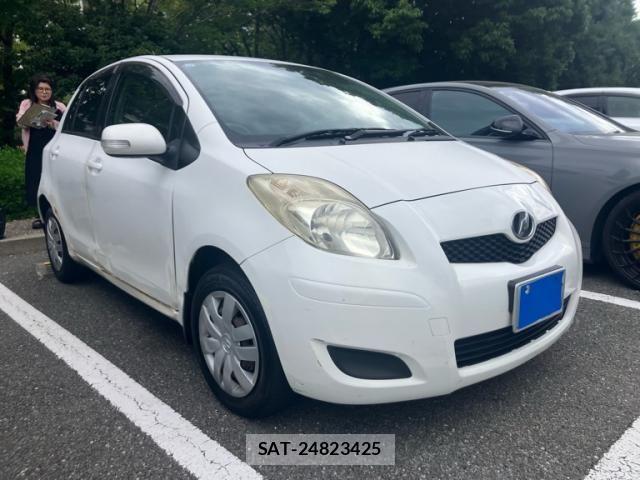 Toyota VITZ 2009-10 8528055-1
