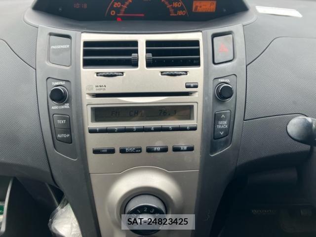 Toyota VITZ 2009-10 8528055-19