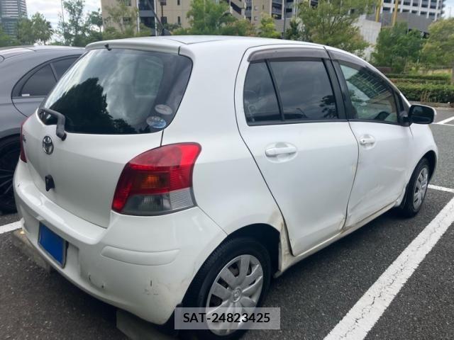 Toyota VITZ 2009-10 8528055-2