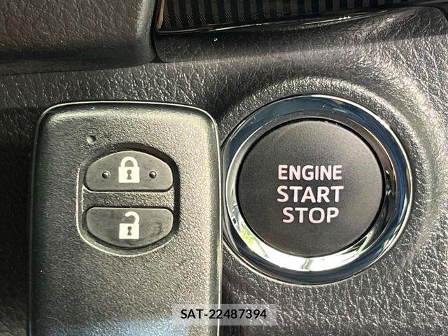 Toyota VITZ 2018-08 8528035-5