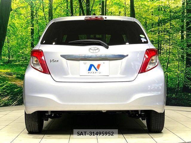 Toyota VITZ 2012-09 8528043-15