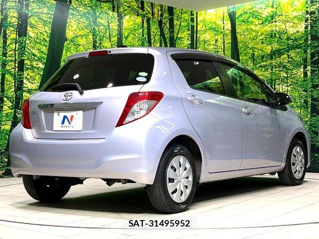 Toyota VITZ 2012-09 8528043-17