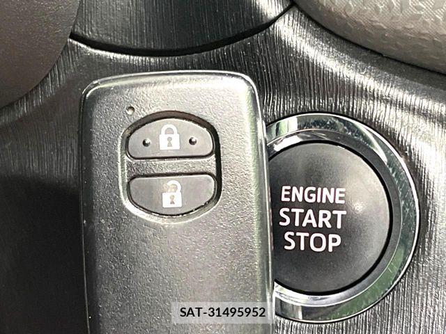 Toyota VITZ 2012-09 8528043-5