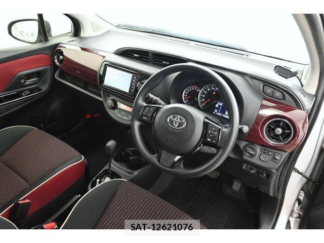 Toyota VITZ 2017-12 8528034-1