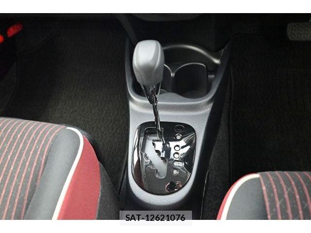 Toyota VITZ 2017-12 8528034-20