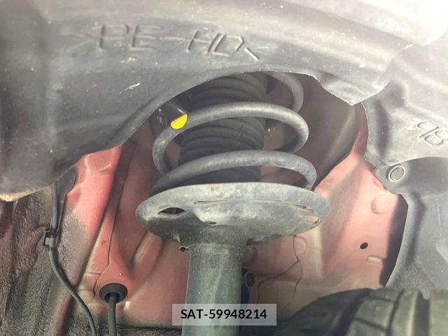 Toyota VITZ 2012-09 8528044-19
