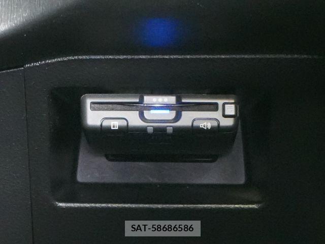 Toyota VITZ 2013-05 8528050-17
