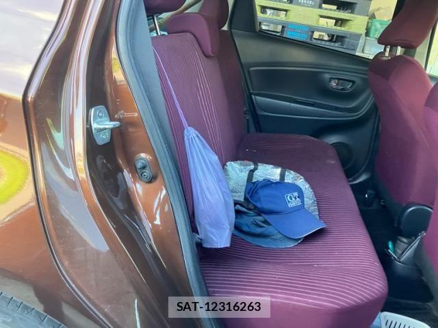 Toyota VITZ 2014-06 8528047-11