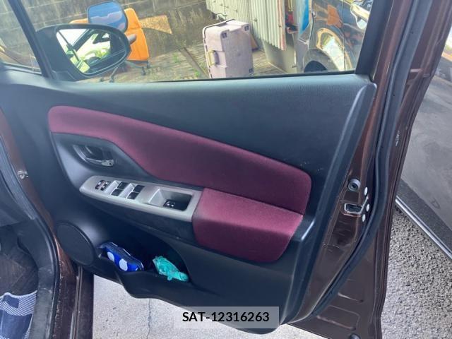 Toyota VITZ 2014-06 8528047-14