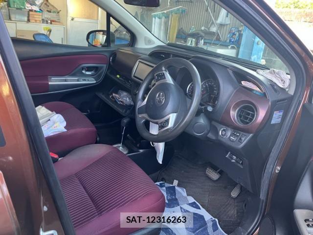 Toyota VITZ 2014-06 8528047-8