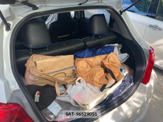 Toyota VITZ 2011-09 8528053-13