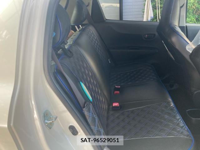 Toyota VITZ 2011-09 8528053-23