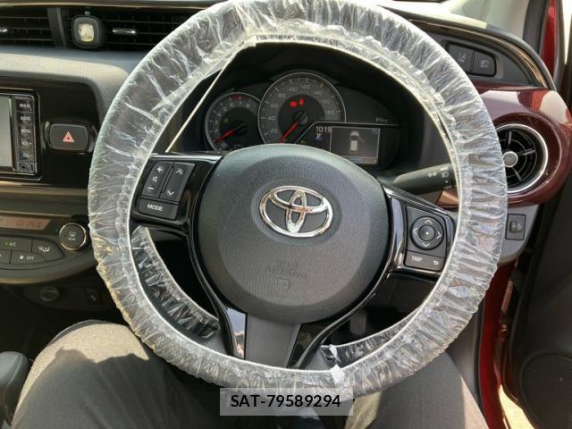 Toyota VITZ 2018-10 8563962-15