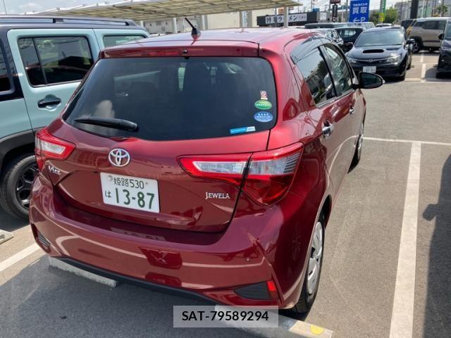 Toyota VITZ 2018-10 8563962-1