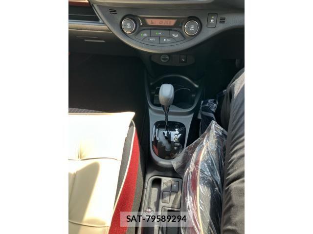 Toyota VITZ 2018-10 8563962-19