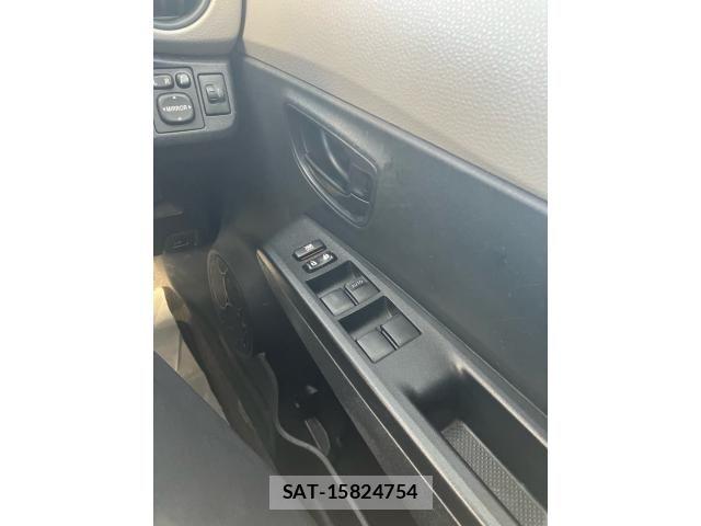 Toyota VITZ 2011-08 8563975-14