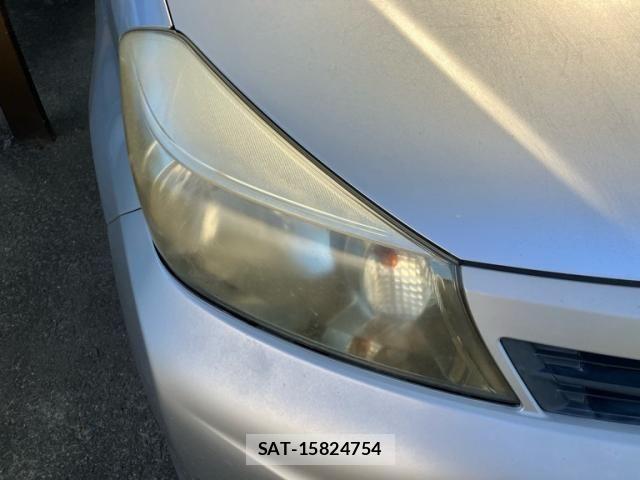 Toyota VITZ 2011-08 8563975-2