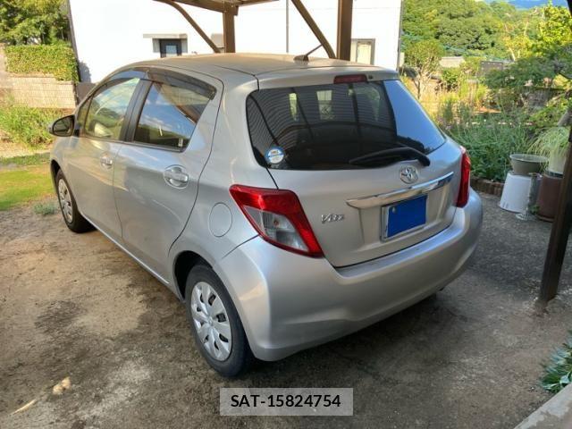 Toyota VITZ 2011-08 8563975-4