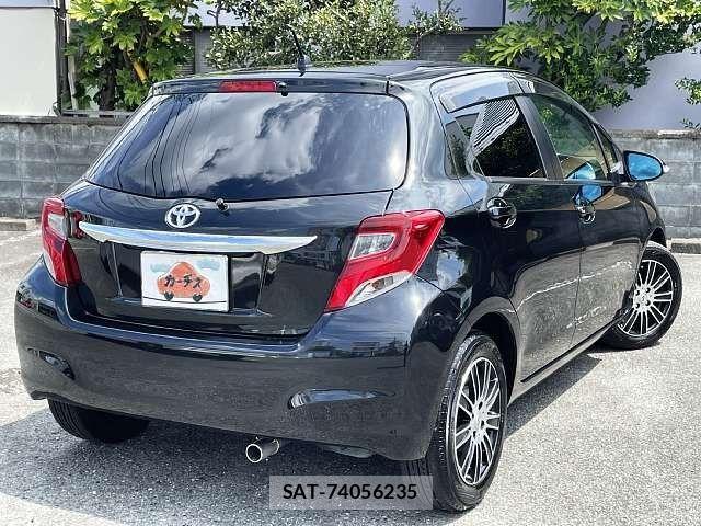 Toyota VITZ 2015-07 8563963-2