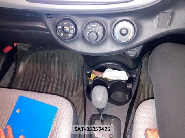 Toyota VITZ 2012-02 8563980-17