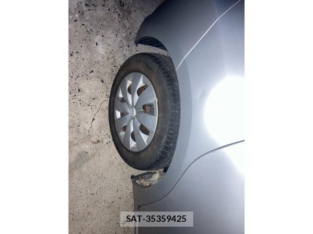 Toyota VITZ 2012-02 8563980-3