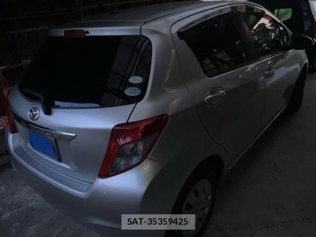 Toyota VITZ 2012-02 8563980-5