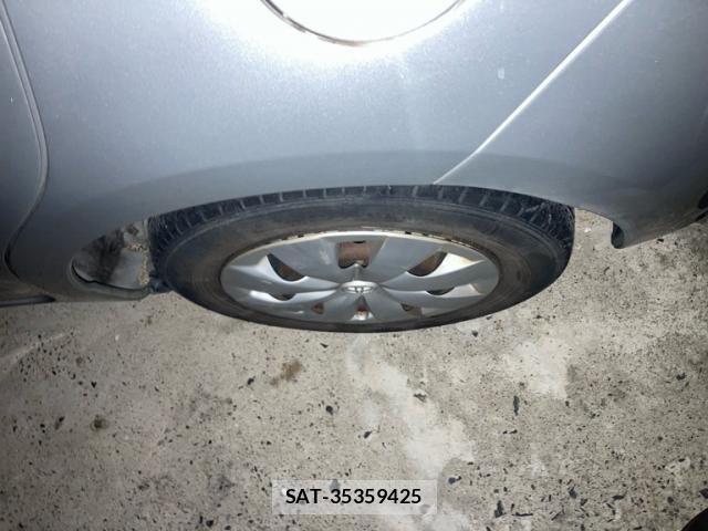 Toyota VITZ 2012-02 8563980-6