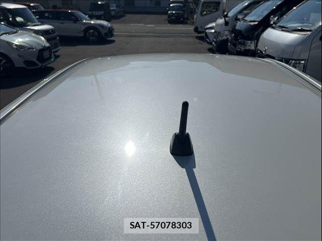 Toyota VITZ 2017-10 8563964-10