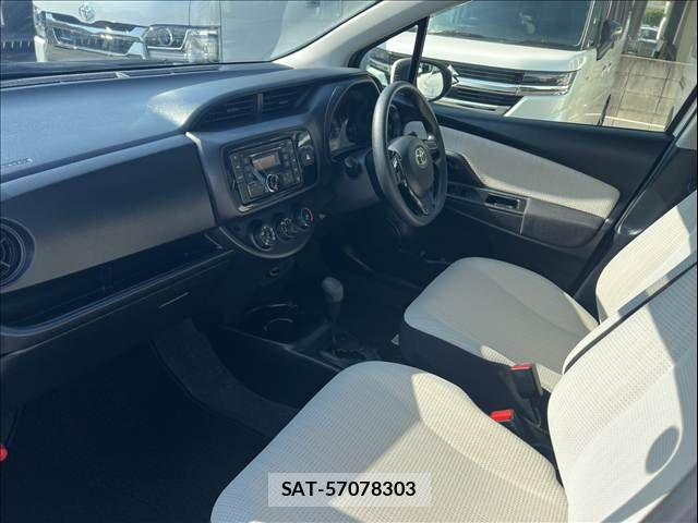 Toyota VITZ 2017-10 8563964-14
