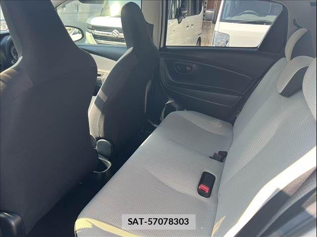 Toyota VITZ 2017-10 8563964-15