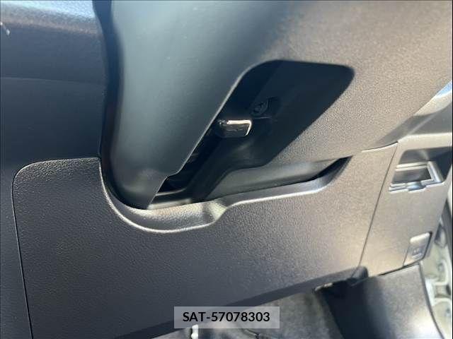 Toyota VITZ 2017-10 8563964-26
