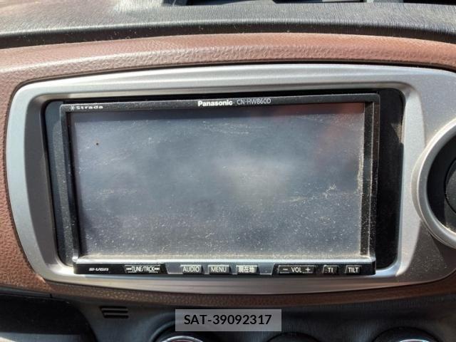 Toyota VITZ 2011-05 8563979-15