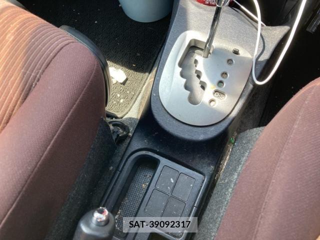 Toyota VITZ 2011-05 8563979-17