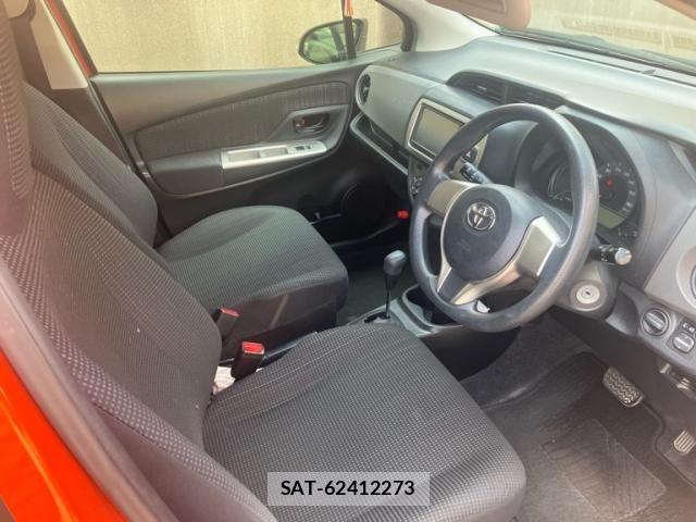 Toyota VITZ 2016-07 8563981-11