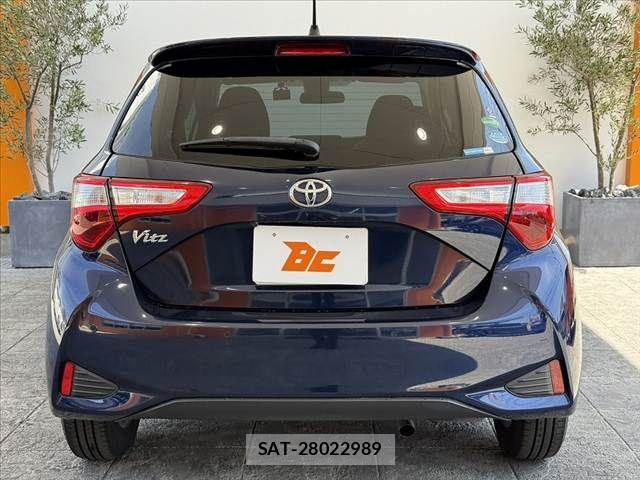 Toyota VITZ 2019-08 8563961-13