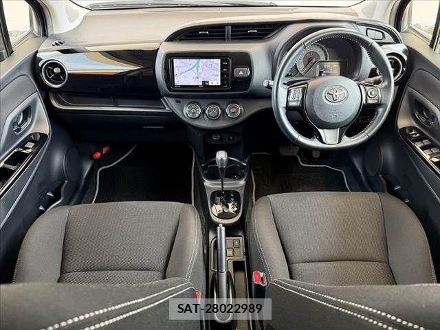 Toyota VITZ 2019-08 8563961-1