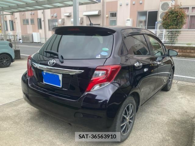 Toyota VITZ 2016-02 8563972-5