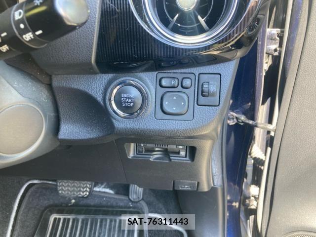 Toyota VITZ 2017-11 8563974-13