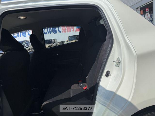 Toyota VITZ 2020-07 8563960-10