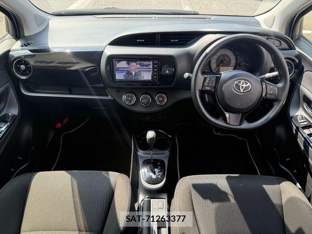 Toyota VITZ 2020-07 8563960-12