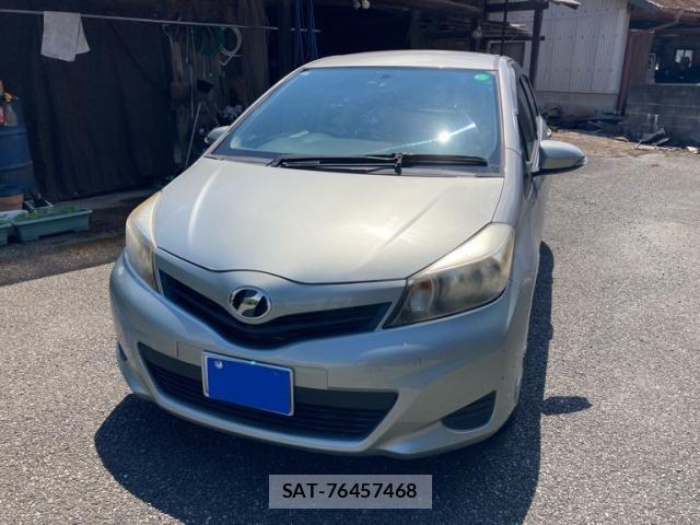 Toyota VITZ 2011-09 8563976-0