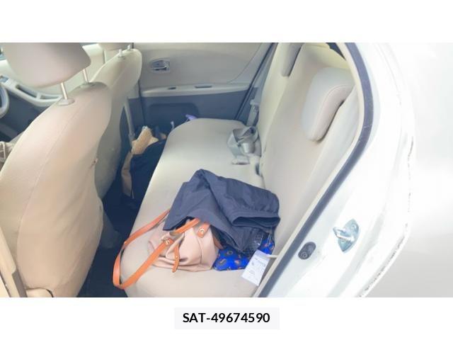 Toyota VITZ 2010-12 8563978-14