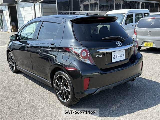 Toyota VITZ 2016-03 8629562-12
