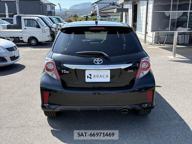 Toyota VITZ 2016-03 8629562-13