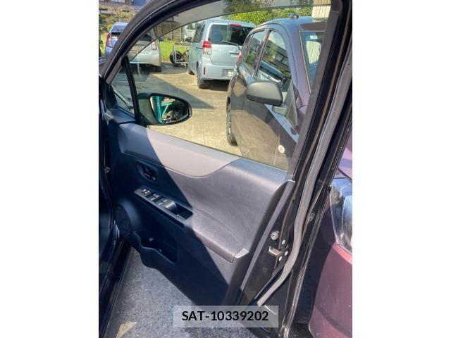 Toyota VITZ 2012-03 8629566-15